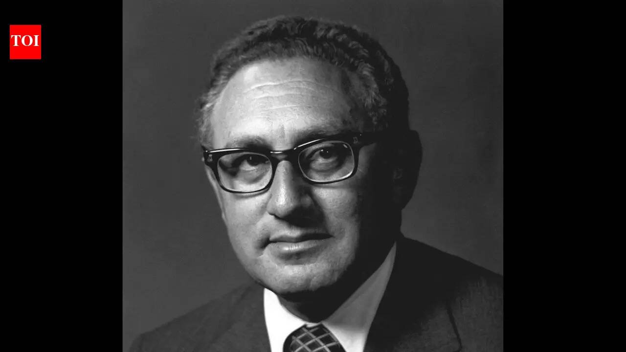 Henry Kissinger's quote of the day: "Blessed are those whose leaders can face their fate without flinching but also..." | World News