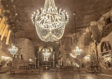 Hidden wonders: Poland's 700-year-old underground salt mine is a hidden city with churches, lakes and sculptures carved from salt | World News