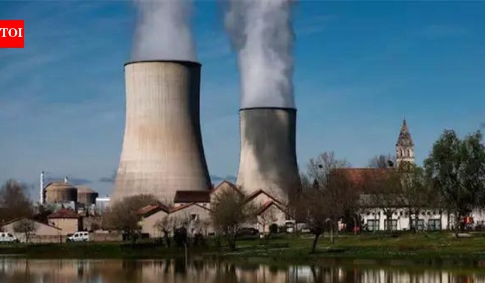 How 'Omega Blocks' Are Exacerbating Europe's Deadly Heatwave