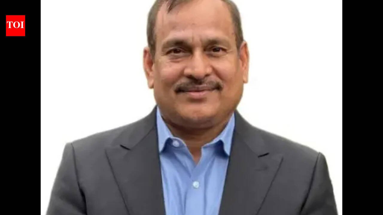 'If I were 25 again...': Indian-American CEO says he won't come to US