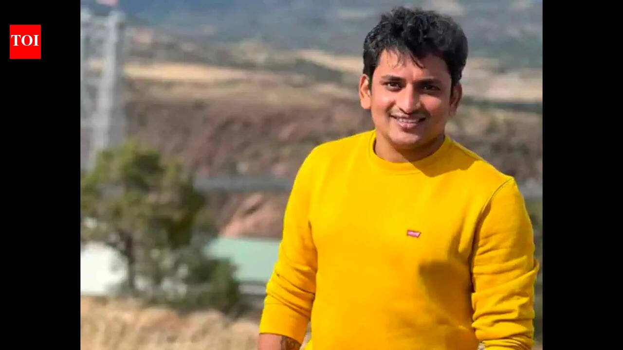 Indian man found dead after car swept away by floods in Kansas, locals saw car falling into water with people inside