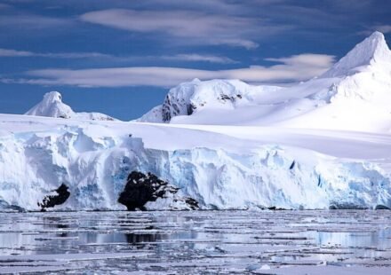 'It's frustrating': Antarctica's winter sea ice disappears as temperatures reach 20°C above average