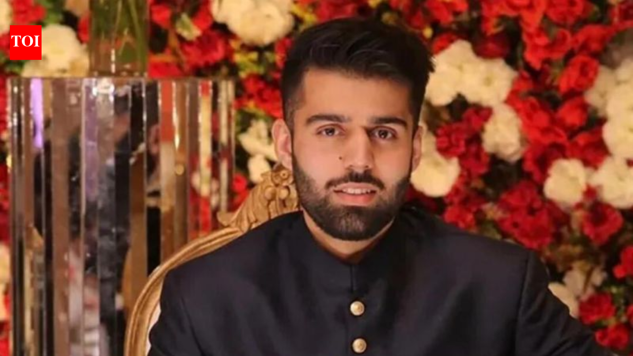 Meet Mesum Abdullah: Teacher who was stabbed in the neck while protecting pupils during Manchester school attack, wife calls him 'real hero' | World News