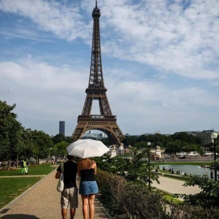 Nuclear power plants shut down, Eiffel Tower closed, 40 people drowned: Europe's heat wave crisis deepens