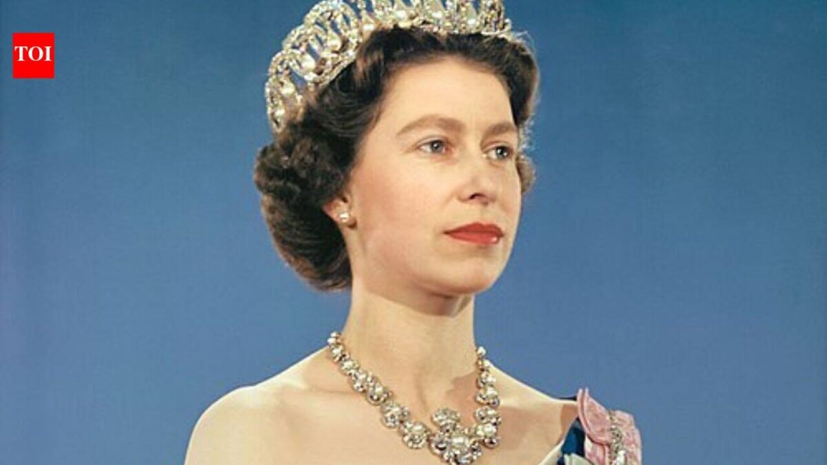Queen Elizabeth's quote of the day: "For many years the people who have seemed to me the happiest, most satisfied and contented have been..." | World News