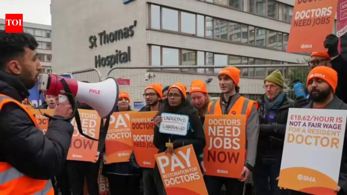 Resident doctors call off England strike after last-minute Government offer; pay deal put to vote