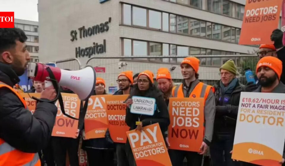 Resident doctors call off England strike after last-minute Government offer; pay deal put to vote