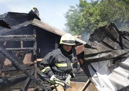 Russia launches new attacks in Dnipro and Zaporozhye, Ukraine, killing at least 9