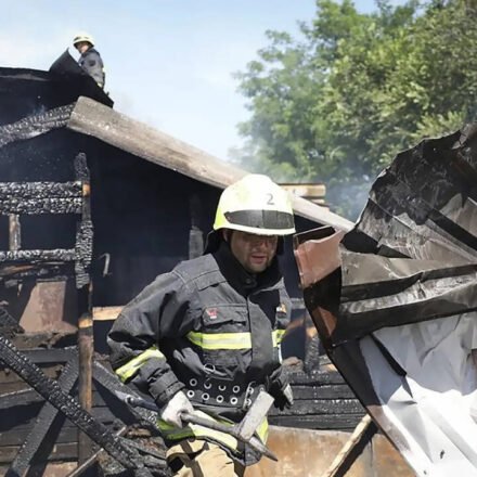 Russia launches new attacks in Dnipro and Zaporozhye, Ukraine, killing at least 9