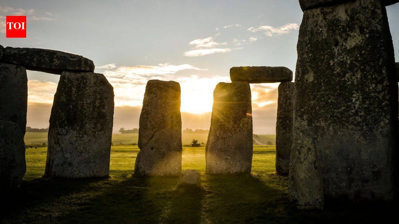 Stonehenge mystery revealed: A forgotten wooden structure may reveal how ancient Britons first tracked the sun World News