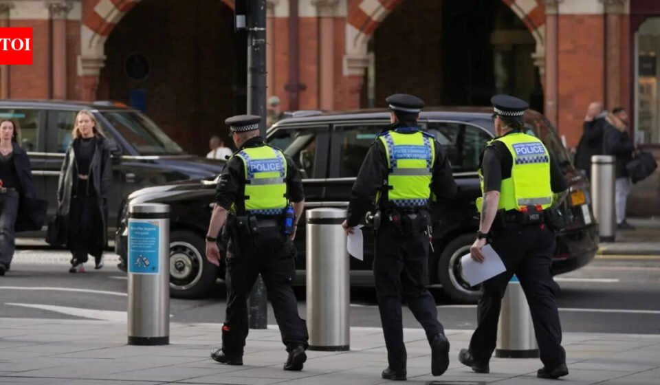 UK attacks Israeli defense company: Four Action for Palestine activists jailed after court finds 'terrorist links'