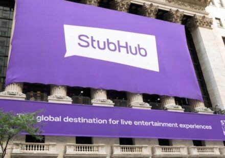 UK online ticket distributor StubHub fined £900,000 for illegal 'drip pricing', 50,000 customers receive refunds World News