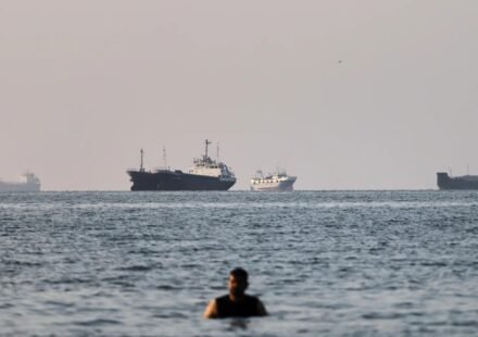 US uses Iran-style covert transfer to move 90 million barrels of oil out of Gulf: report