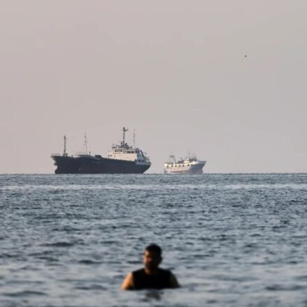 US uses Iran-style covert transfer to move 90 million barrels of oil out of Gulf: report