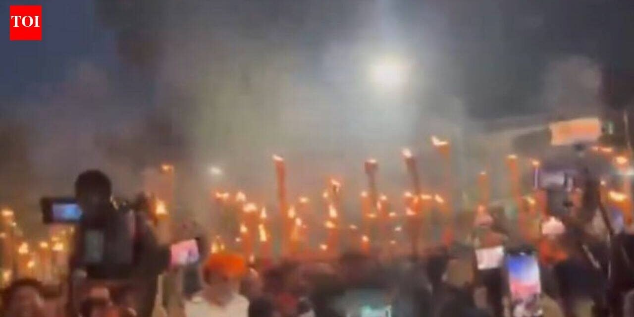 WATCH: Hindus protest over photos of Lord Ram blasphemed by Islamist groups in Bangladesh