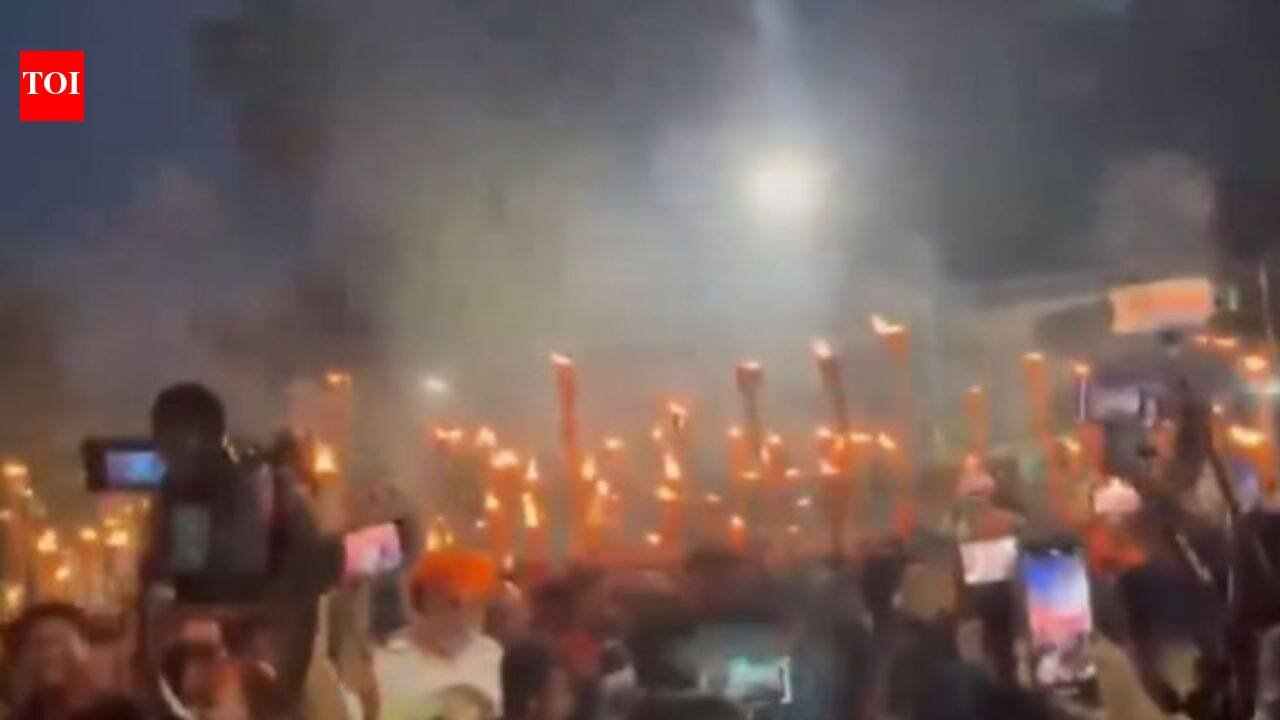 WATCH: Hindus protest over photos of Lord Ram blasphemed by Islamist groups in Bangladesh