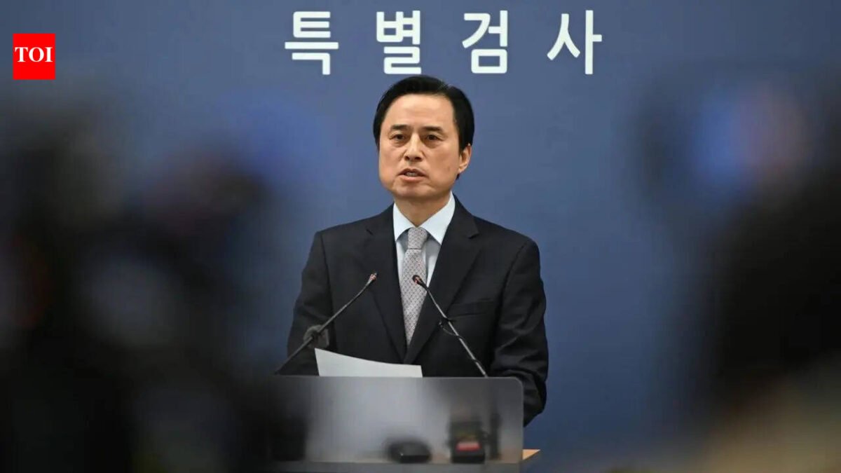 Yoon Seok-yeol: Former South Korean President Yoon sentenced to 30 years in prison for drone campaign against North Korea World News