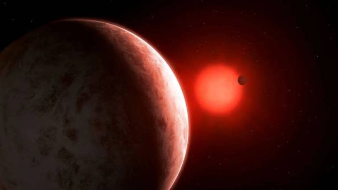 A planet 48 light-years away has the three key ingredients scientists are looking for: rock, an atmosphere and the right temperature. Could it have life?