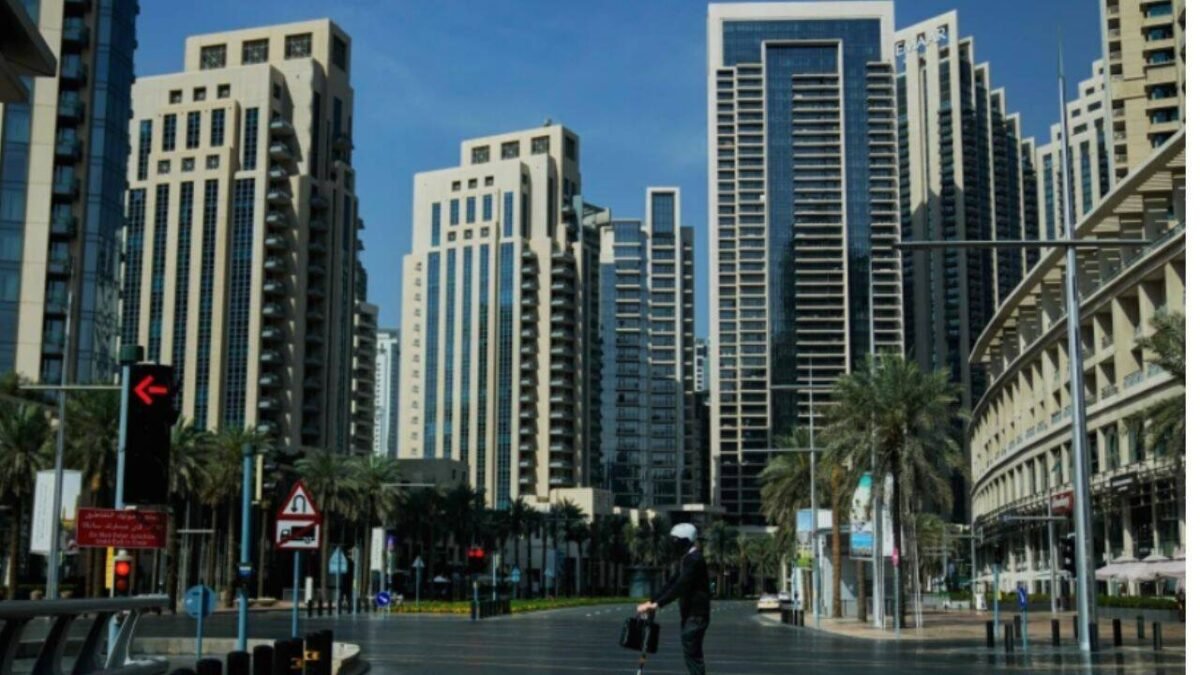After 15 years of renting in Dubai, is it finally cheaper to buy a house? Five numbers every tenant should calculate