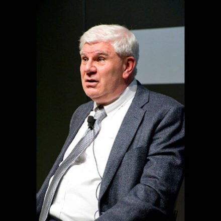 Blind professor at Brown University uncovers massive AI cheating scandal, saying it should be a wake-up call after scores dropped from 100 to 48