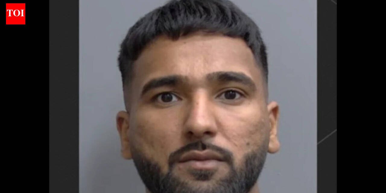 Canadian police stopped a dangerously driven car and found guns, drugs and Indian criminals in the car