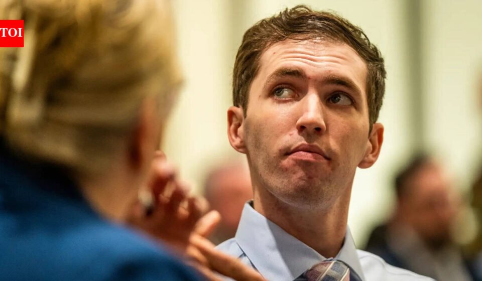 Charlie Kirk murder case: Utah prosecutor thinks Taylor Robinson should stand trial