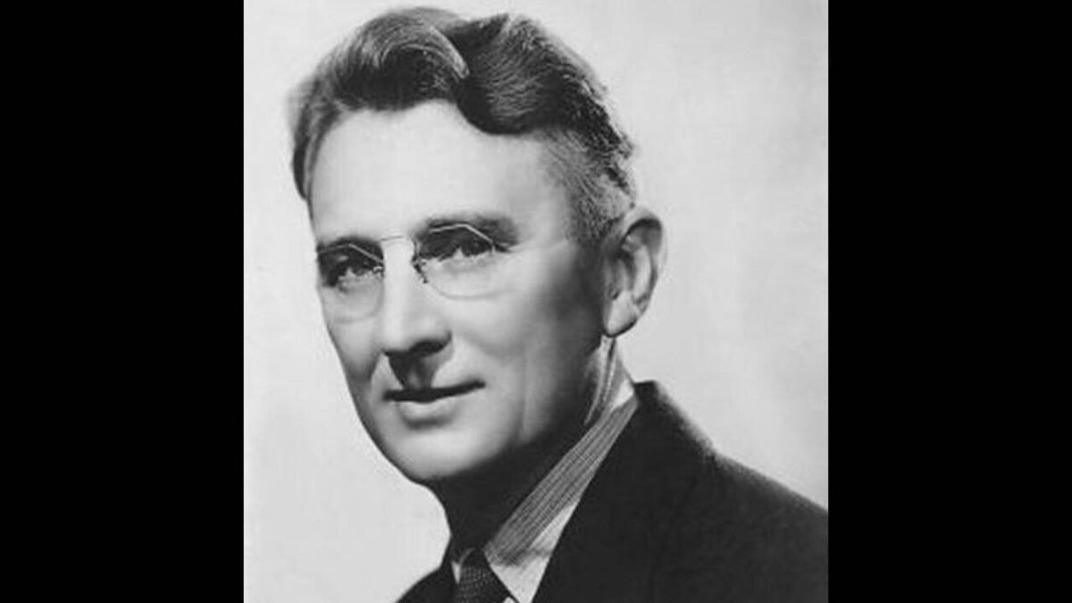 Dale Carnegie Quote of the Day: "Don't be afraid to attack your enemies. Be afraid of..." - Why honest criticism is more valuable than praise | World News