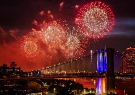 Delta Air Lines Flight Incident: Was a Delta Air Lines flight hit by fireworks as it landed in Chicago on July 4th? Pilot said he 'felt a big explosion'