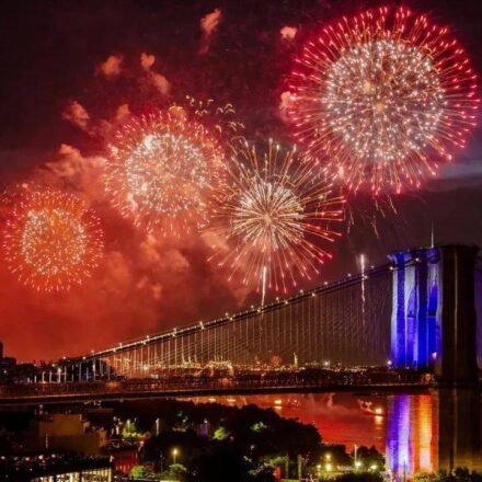 Delta Air Lines Flight Incident: Was a Delta Air Lines flight hit by fireworks as it landed in Chicago on July 4th? Pilot said he 'felt a big explosion'