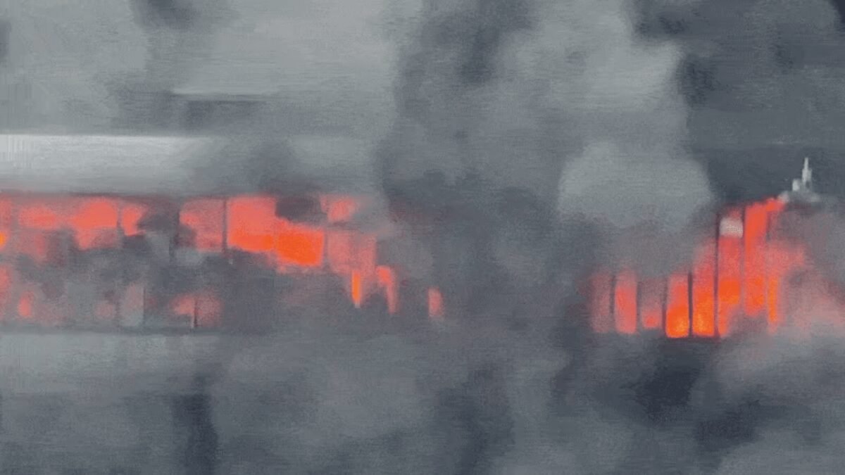 Fire at Chinese shoe factory causes 'serious casualties' as rescuers struggle to put it out