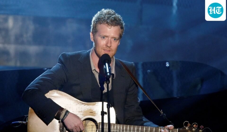 Glen Hansard family: Irish singer's wife and 3-year-old son involved in fatal car crash