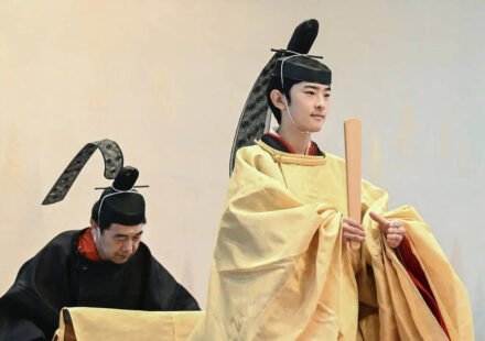 Japan adjusts emperor law, but only men can retain the throne, banning female emperors