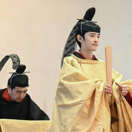 Japan adjusts emperor law, but only men can retain the throne, banning female emperors