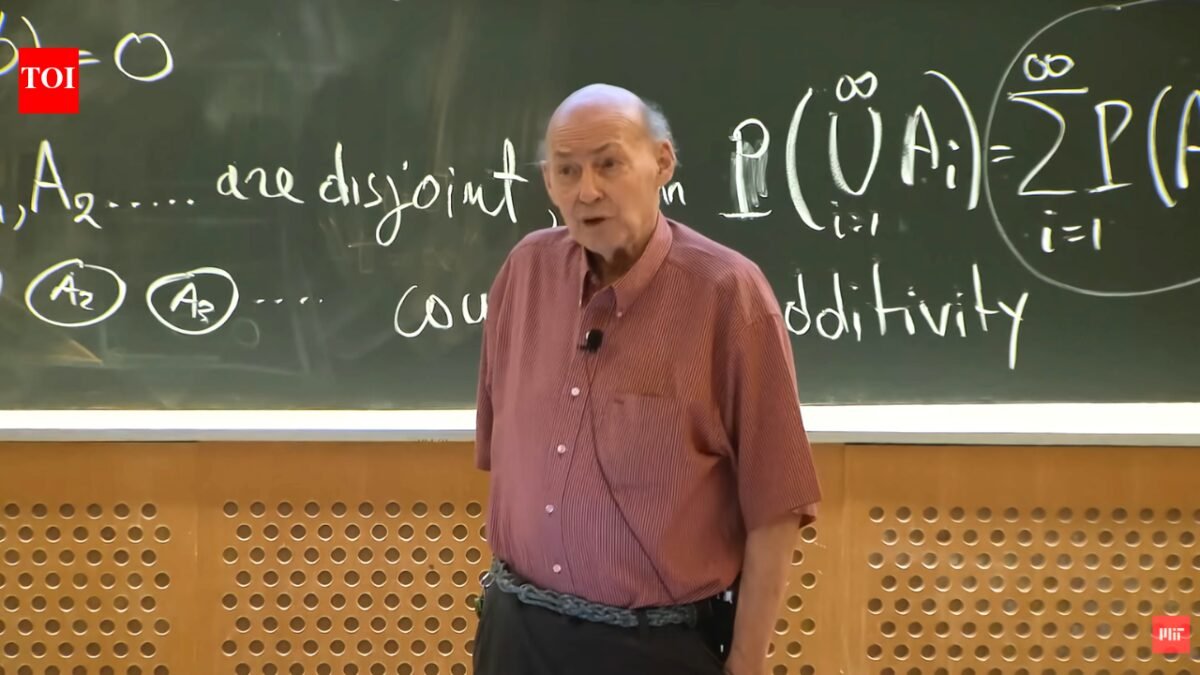 Marvin Minsky: MIT professor who predicted today's anthropic multi-agent artificial intelligence nearly 40 years ago and became the founder of artificial intelligence | World News