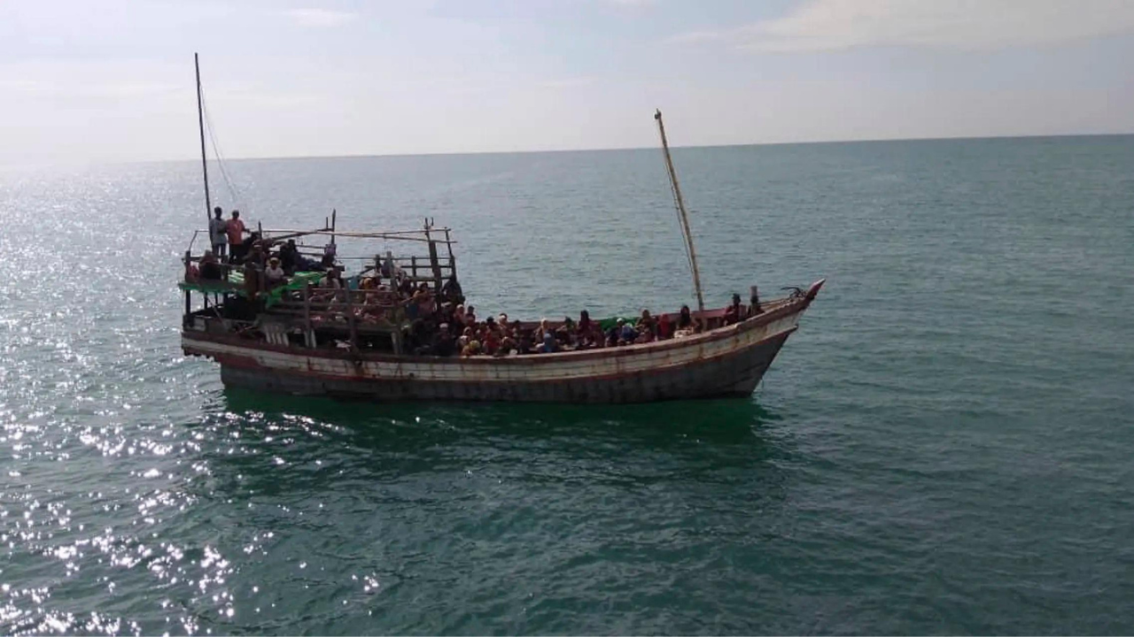 Myanmar boat tragedy: Two boats capsized in the Bay of Bengal, at least 500 Rohingyas may have died