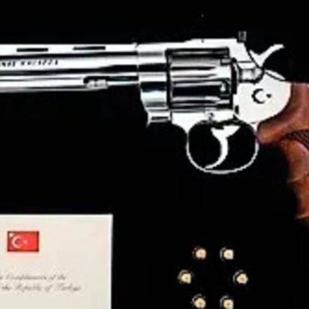 NATO leaders discuss Turkish security, get revolvers in return
