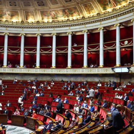 'No social media use before 15': France passes landmark digital age law
