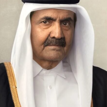 Qatar declares 4 days of mourning, suspends public sector work over death of former emir Sheikh Hamad World News