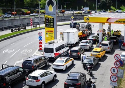 Russia fuel crisis: Russians urged to work from home amid fuel crisis