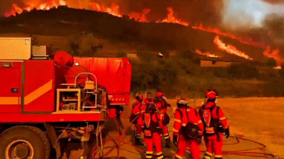 Spain's largest wildfire rages, 16,000 hectares of land burned, more than 1,100 people evacuated