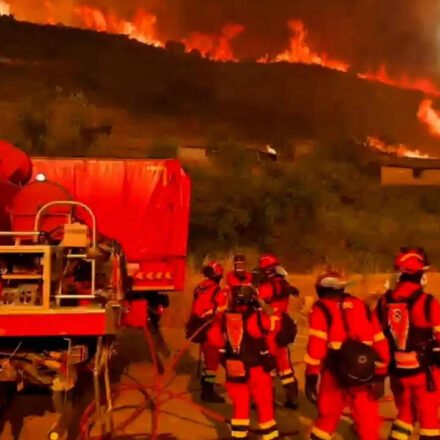 Spain's largest wildfire rages, 16,000 hectares of land burned, more than 1,100 people evacuated
