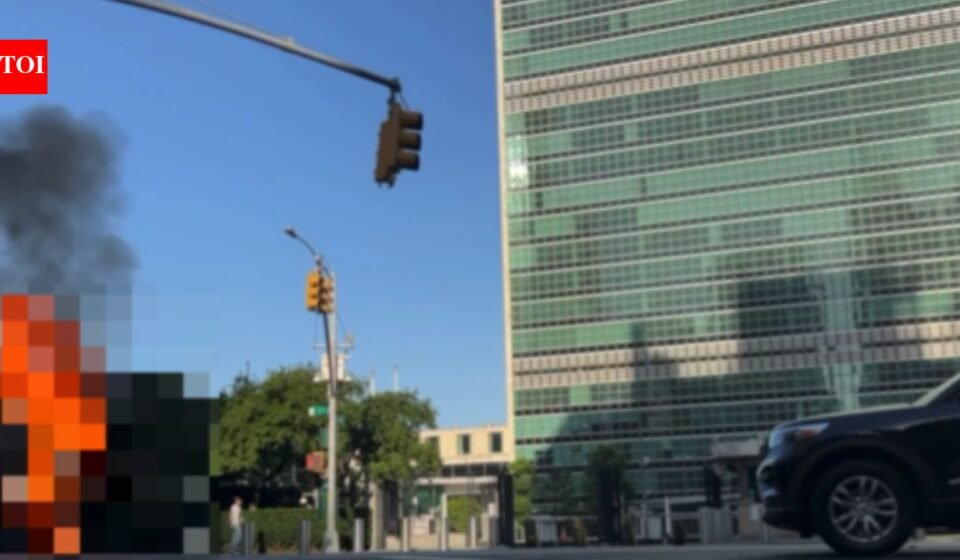 Tibetan protesters set themselves on fire outside United Nations headquarters in New York