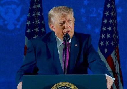 Trump's teleprompter operator under federal investigation over alleged $90K Kalshi insider trading bet