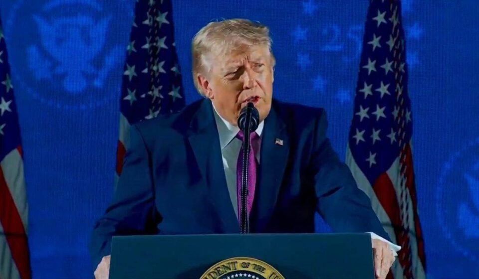 Trump's teleprompter operator under federal investigation over alleged $90K Kalshi insider trading bet