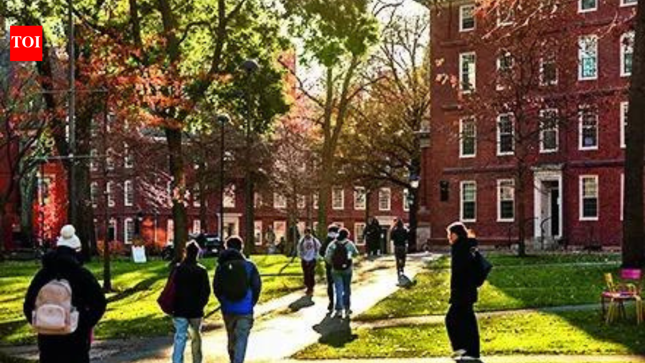 U.S. investigates Harvard financial aid program