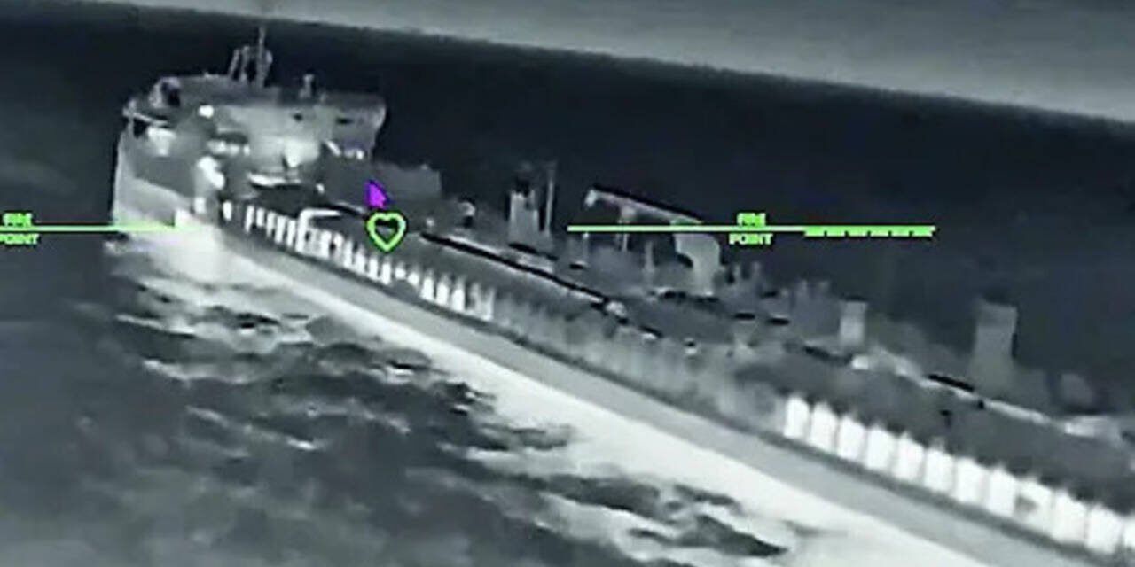 Ukrainian drones attack Russian oil facilities, causing more tankers to catch fire