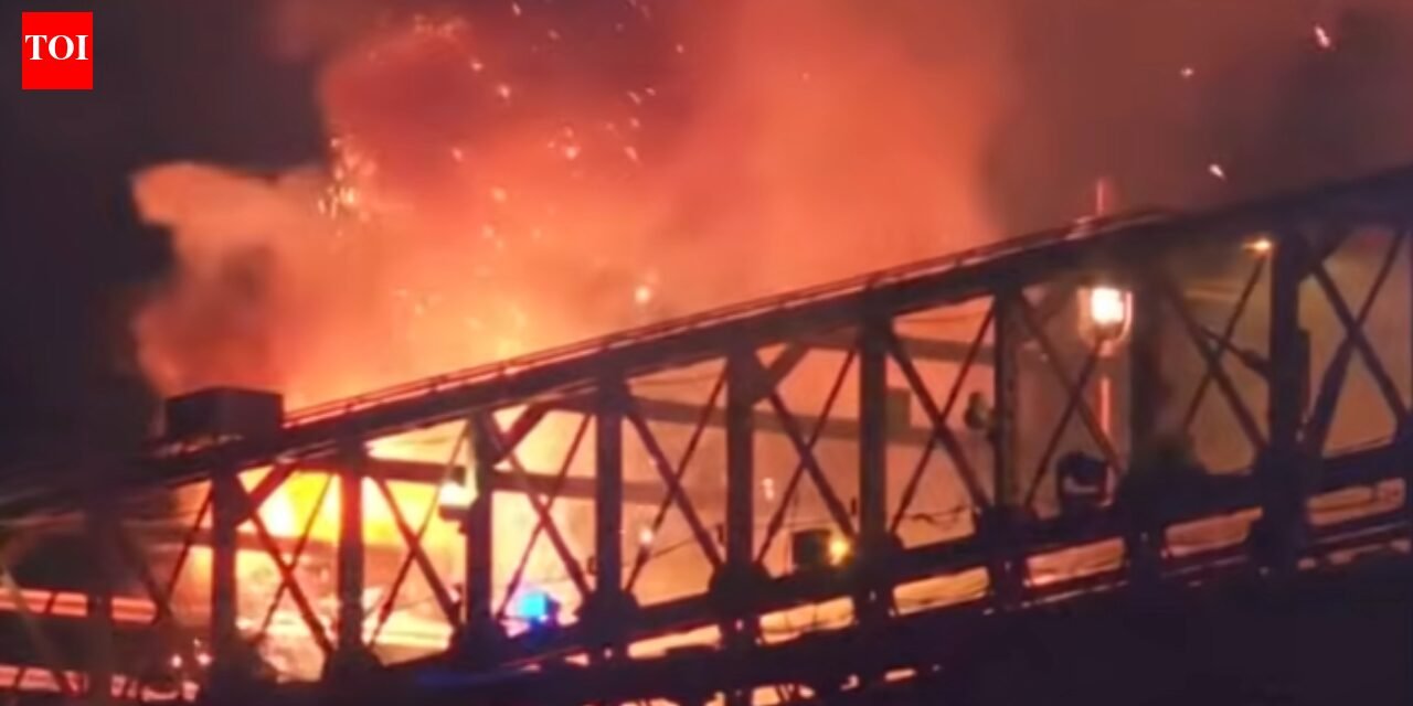 WATCH: Brooklyn Bridge catches fire during 4th of July fireworks show