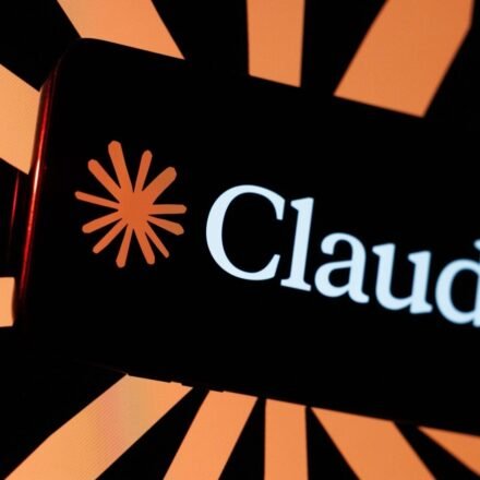 A Claude artificial intelligence (AI) logo on a smartphone. (Bloomberg)