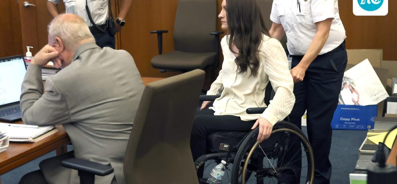 Lindsay Clancy enters the courtroom after a short break in her murder trial at Plymouth Superior Court in Plymouth, Mass., Wednesday, Aug. 5, 2026. (David L Ryan/The Boston Globe via AP, Pool) CORRECTION: Source is The Boston Globe, not The Boston Herald. (David L. Ryan/Pool The Boston Gl)