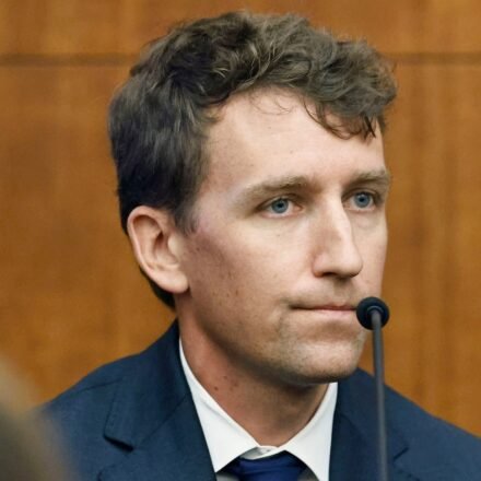Patrick Clancy, the father of Cora, Dawson and Callan Clancy testifies for the prosecution against his ex wife Lindsay Clancy. (AP Pool)